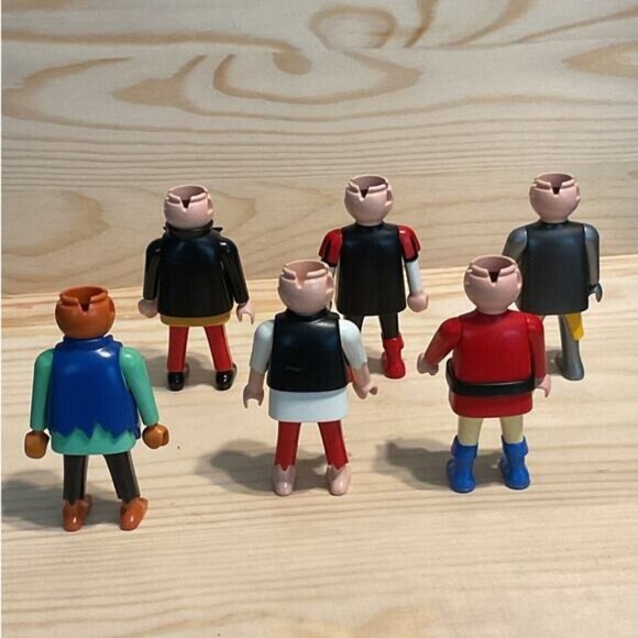 Vintage Playmobil Pirate & Adventurer Figures Lot Of 6 Unique Outfits & Details - Picture 2 of 2